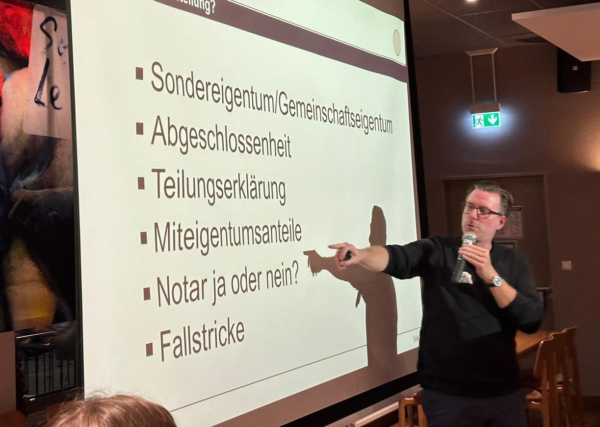 Dr. Rudi Singer leitet den Münchner Immocation-Stammtisch
